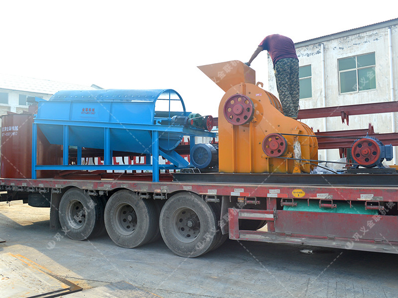 破碎機(jī)生產(chǎn)線發(fā)貨圖片_雙級(jí)粉碎機(jī)_滾筒篩分機(jī)